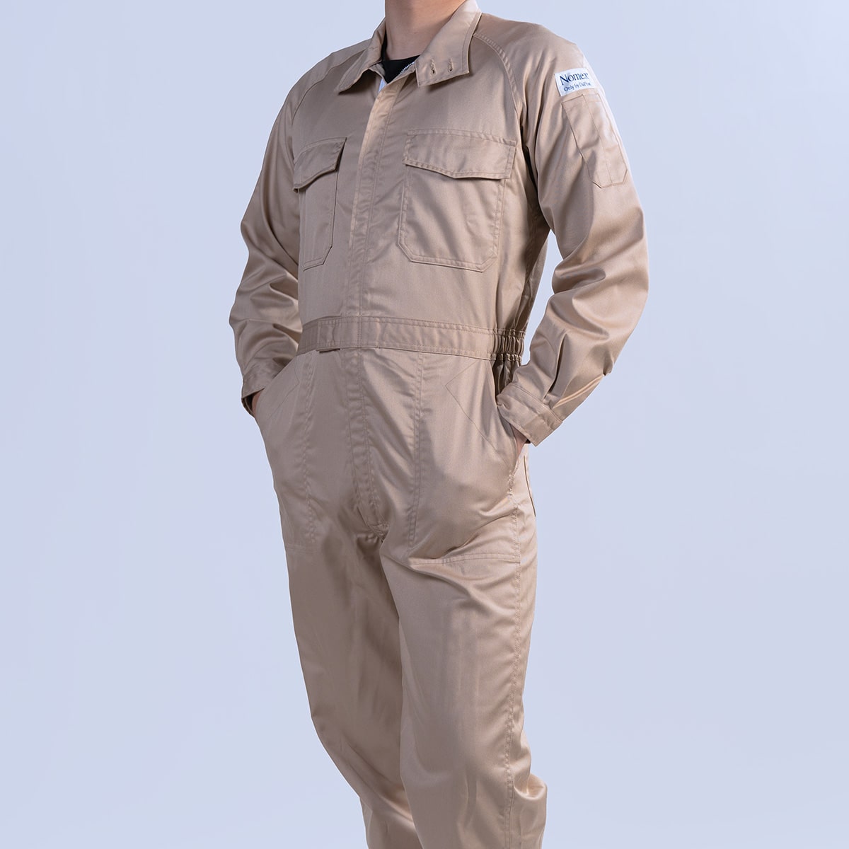 model:180cm size:LL color:106ベージュ