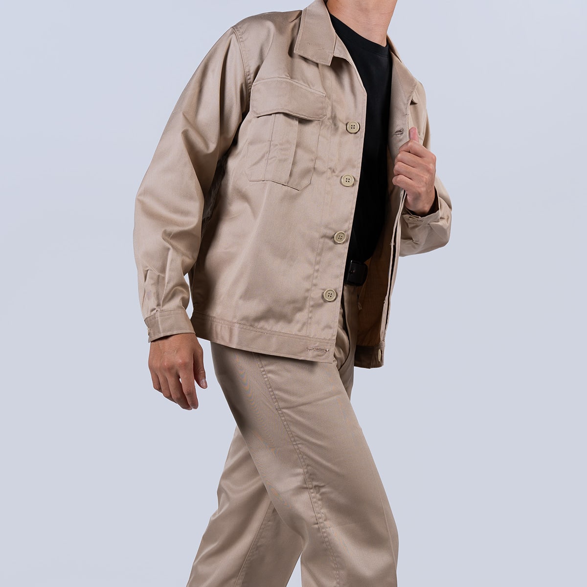 model:171cm size:L color:106ベージュ