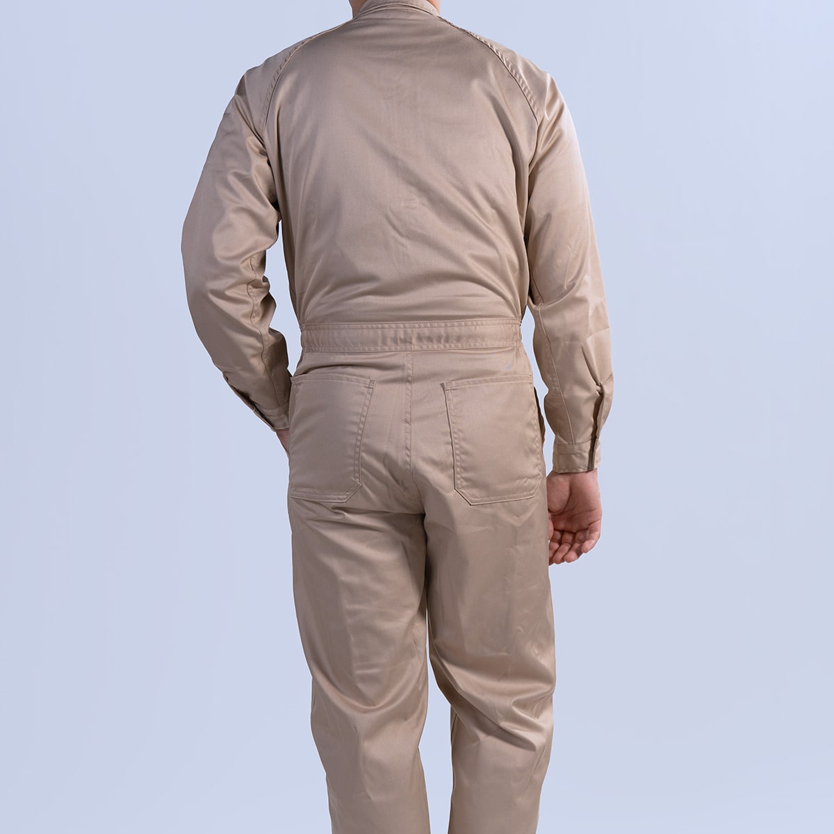 model:180cm size:LL color:106ベージュ