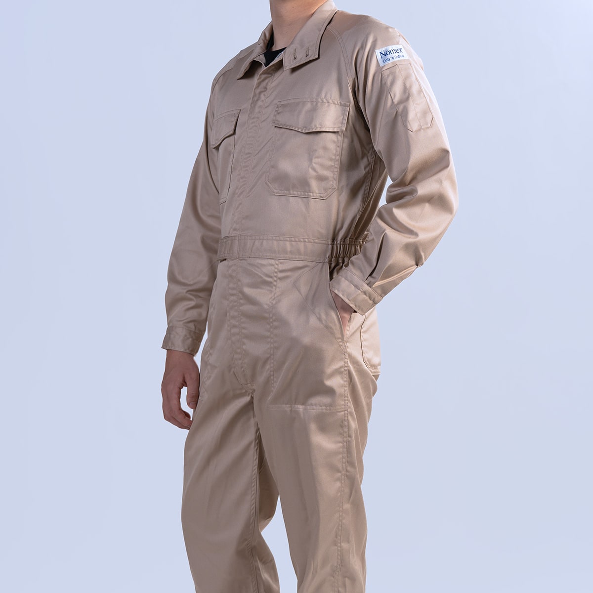 model:180cm size:LL color:106ベージュ