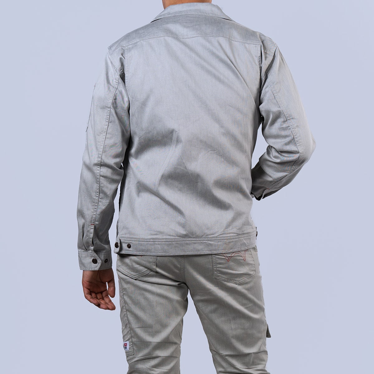 model:180cm size:LL color:119クールグレー